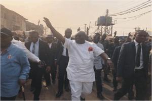 Governor Okezie Ikpeazu Wazes to the Cheering Crowd